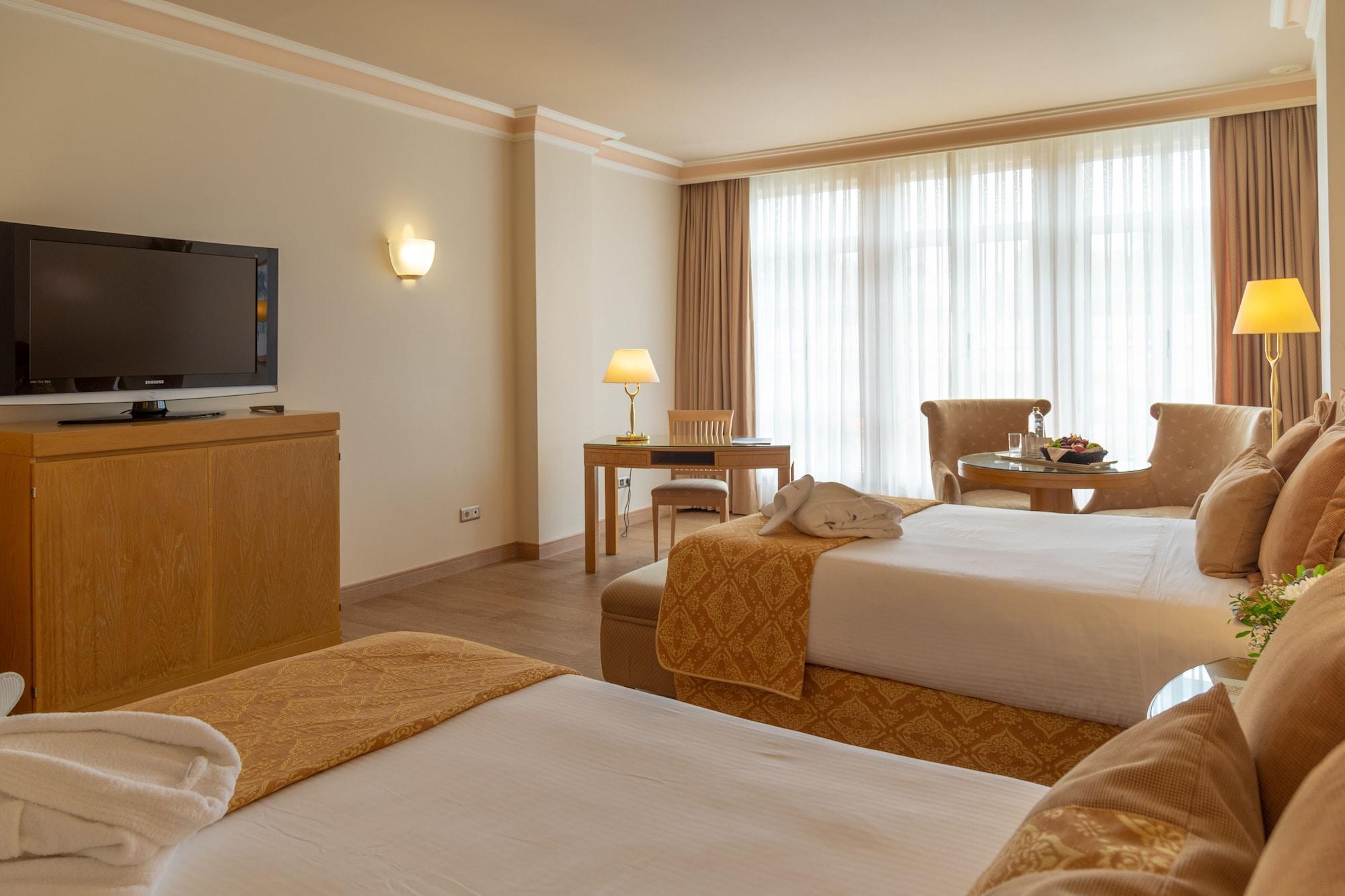 Gran Hotel Los Abetos Santiago de Compostela Dış mekan fotoğraf