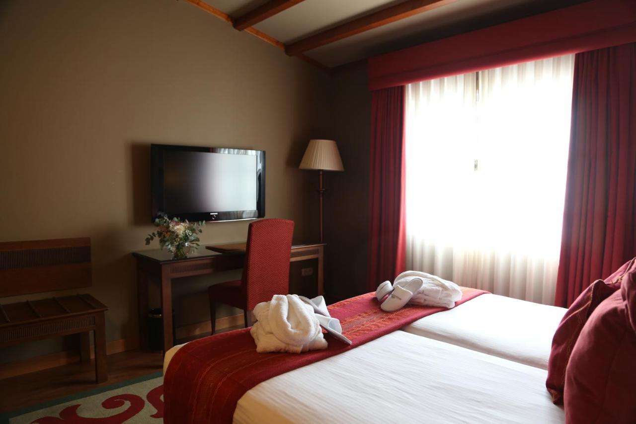 Gran Hotel Los Abetos Santiago de Compostela Dış mekan fotoğraf
